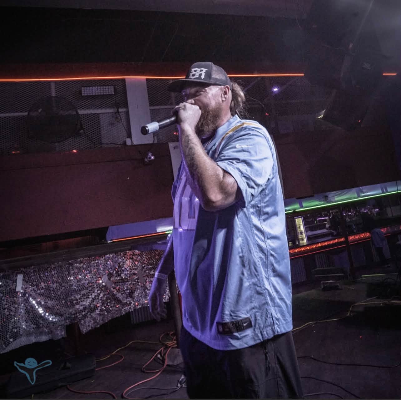 Big Rob 325 performing